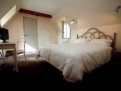 Logis Hotel Le Prieure Des Gourmands Châteaubriant Esterno foto